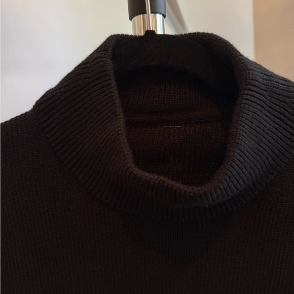 Lululemon Black merino wool blend Turtleneck Sweater - Picture 2 of 6